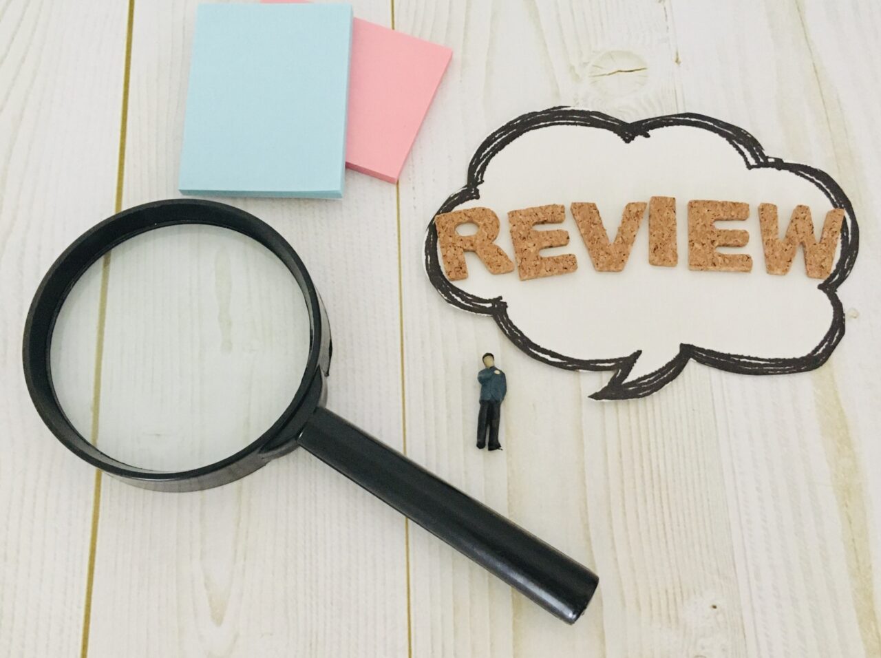 【iOS 26】アップデート解説|新デザイン「Liquid Glass」不具合・評判までレビュー